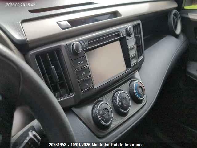 2T3ZFREV7EW073660 Toyota RAV4 LE
