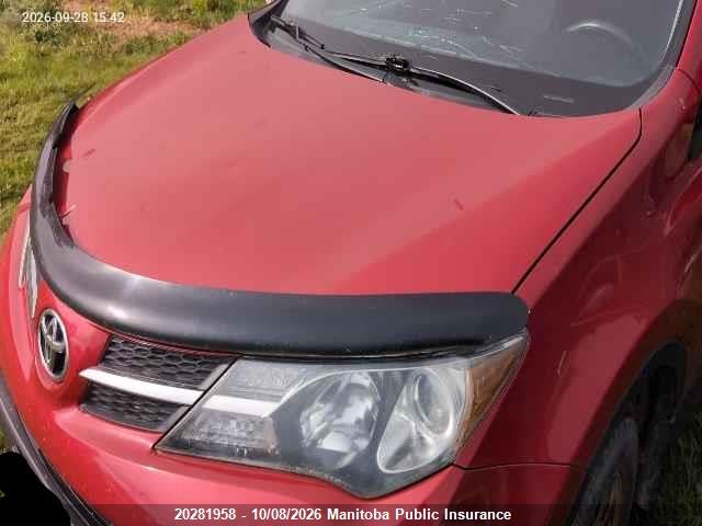 2T3ZFREV7EW073660 Toyota RAV4 LE