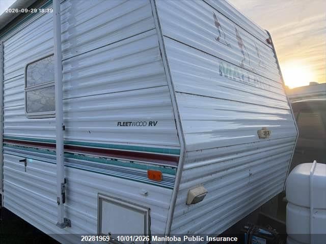 Продажа на аукционе авто 2000 Fleetwood Fleetwood, vin: 2EF1E2627Y6580213, номер лота: 20281969