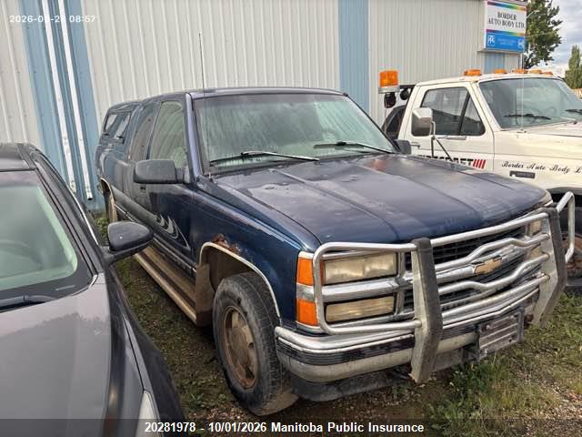 20281978 :رقم المزاد ، 2GCEK19R7T1208120 vin ، 1996 Chevrolet K/v 10/1500 4+cab مزاد بيع