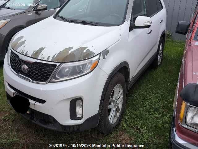 KIA Sorento Lx V6 2014 5XYKTDA79EG451643 Image 2