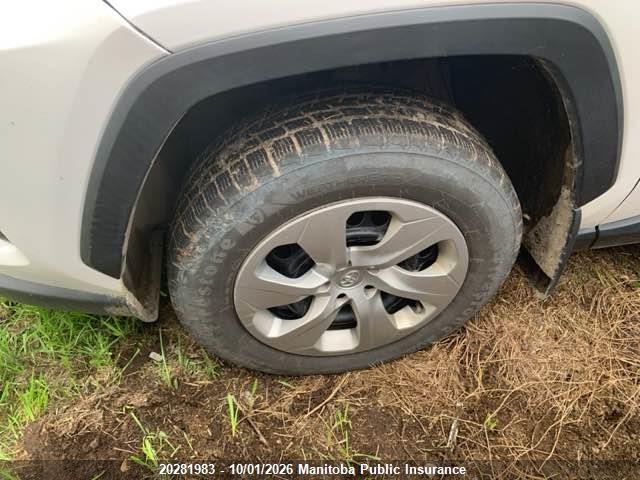 Toyota RAV4 LE 2022 2T3B1RFVXNC296016 Image 12
