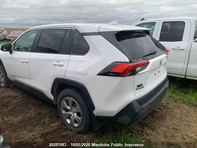 Toyota RAV4 LE 2022 2T3B1RFVXNC296016 Image 3