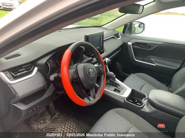 Toyota RAV4 LE 2022 2T3B1RFVXNC296016 Image 5