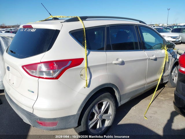 1FMCU9GX3EUB35364 Ford ESCAPE SE