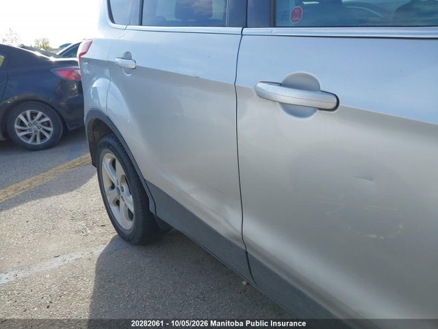 Ford ESCAPE SE 2015 1FMCU9G91FUB99177 Image 17