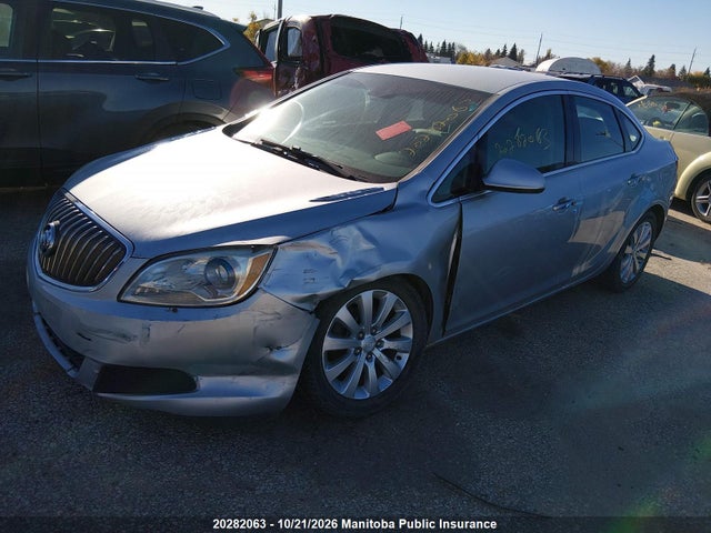 Buick Verano 2014 1G4PN5SK8E4230571 Image 2