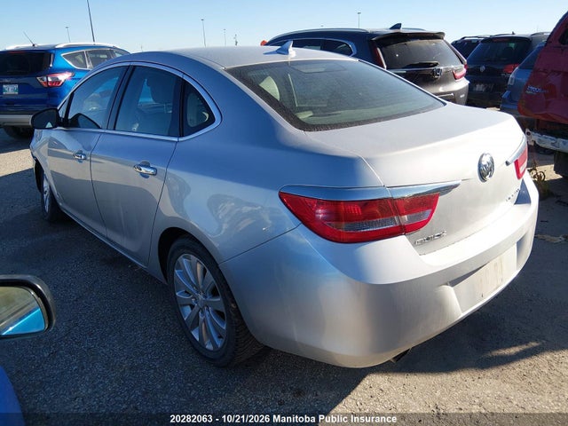 Buick Verano 2014 1G4PN5SK8E4230571 Image 3
