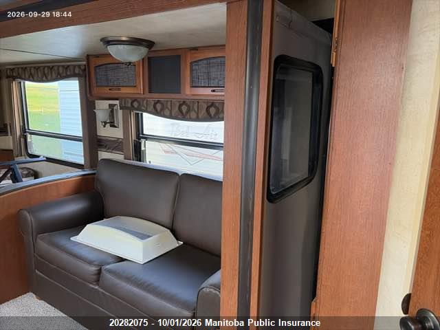 2013 Camper Trailer Springdale მანქანა იყიდება აუქციონზე, vin: 4YDT2932XD3104201, აუქციონის ნომერი: 20282075