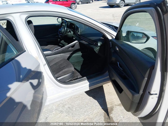 20282180 :رقم المزاد ، KMHLM4AG6NU247667 vin ، 2022 Hyundai Elantra Preferred مزاد بيع