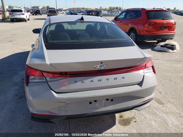 20282180 :رقم المزاد ، KMHLM4AG6NU247667 vin ، 2022 Hyundai Elantra Preferred مزاد بيع