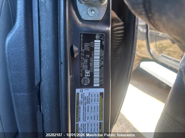 20282187 :رقم المزاد ، 2T1LE4EE8AC012074 vin ، 2010 Toyota Matrix Xr مزاد بيع