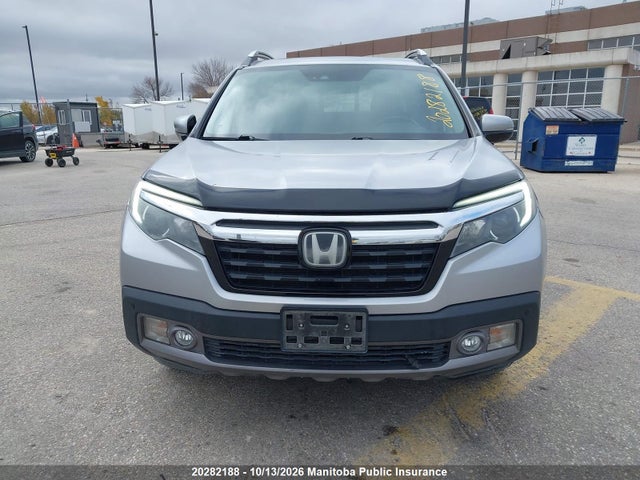 Продажа на аукционе авто 2017 Honda Ridgeline Touring, vin: 5FPYK3F70HB505799, номер лота: 20282188
