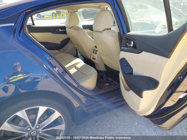 2019 Nissan Maxima 3.5 Platinum მანქანა იყიდება აუქციონზე, vin: 1N4AA6AV4KC376920, აუქციონის ნომერი: 20282218
