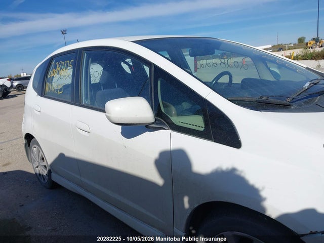 Продажа на аукционе авто 2013 Honda Fit Sport, vin: LUCGE8H79D3008758, номер лота: 20282225