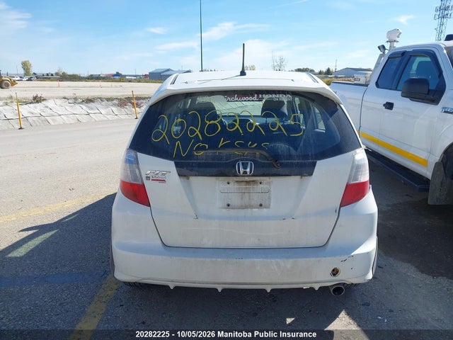 Продажа на аукционе авто 2013 Honda Fit Sport, vin: LUCGE8H79D3008758, номер лота: 20282225