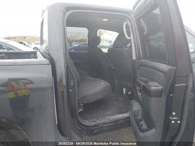 1N6AA0EC4FN507903 Nissan Titan S/sv/sl/pro-4x