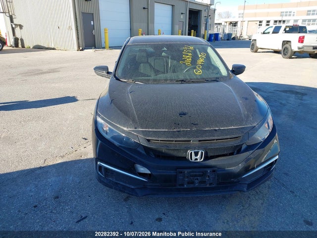 20282392 :رقم المزاد ، 2HGFC2F58KH044070 vin ، 2019 Honda Civic Lx مزاد بيع