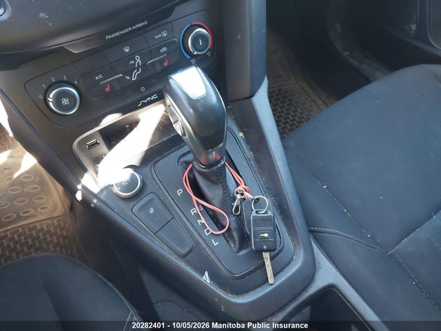 Ford FOCUS SE 2015 1FADP3F26FL236236 Image 11