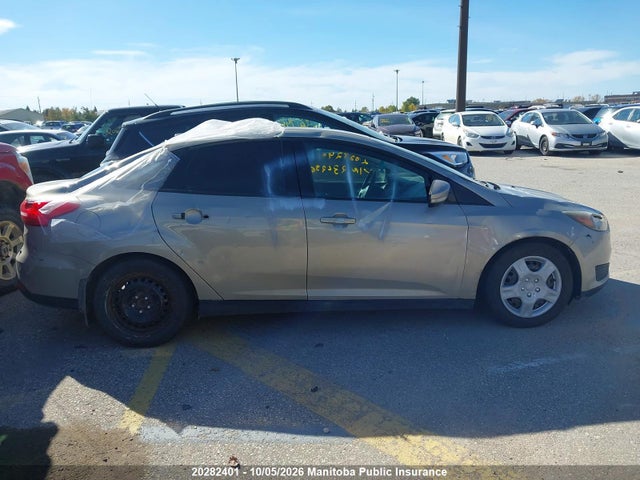 Ford FOCUS SE 2015 1FADP3F26FL236236 Image 13