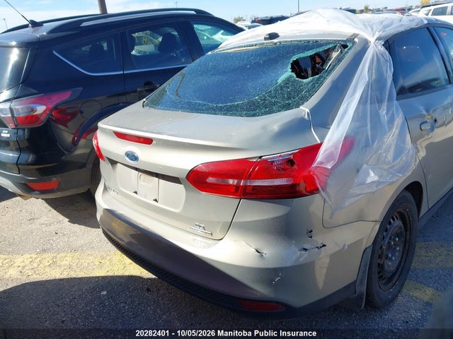 Ford FOCUS SE 2015 1FADP3F26FL236236 Image 16
