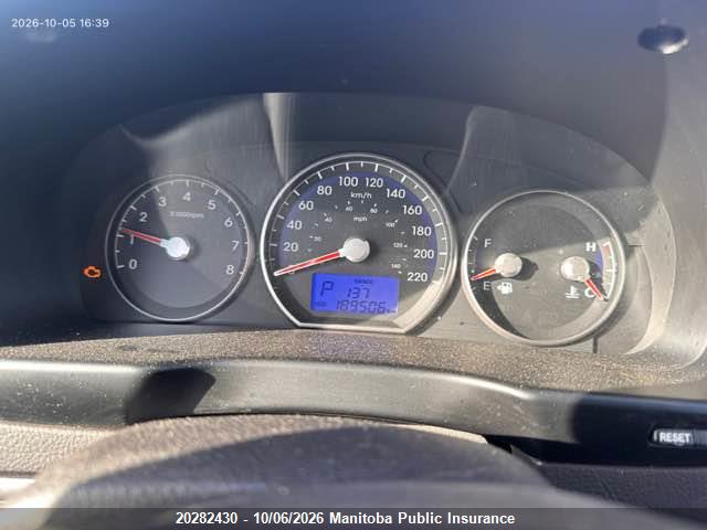 2010 Hyundai Santa Fe Gl მანქანა იყიდება აუქციონზე, vin: 5NMSHDAG8AH336405, აუქციონის ნომერი: 20282430