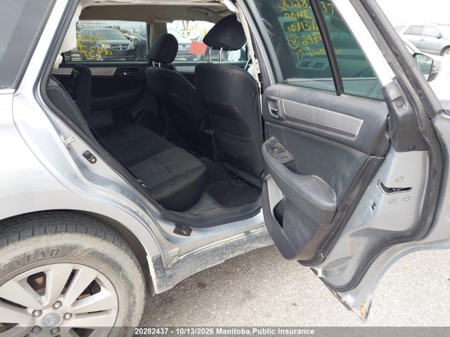 4S4BSCGC4H3293931 Subaru Outback 2.5i