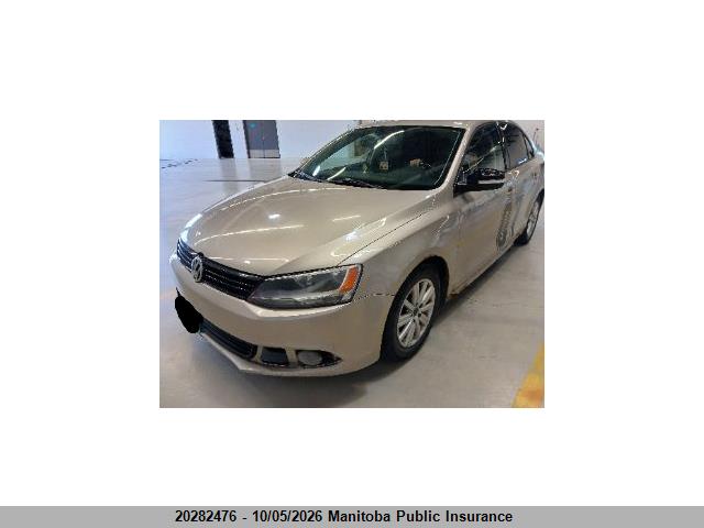 20282476 :رقم المزاد ، 3VWDK7AJ5CM465304 vin ، 2012 Volkswagen Jetta 2.0 مزاد بيع