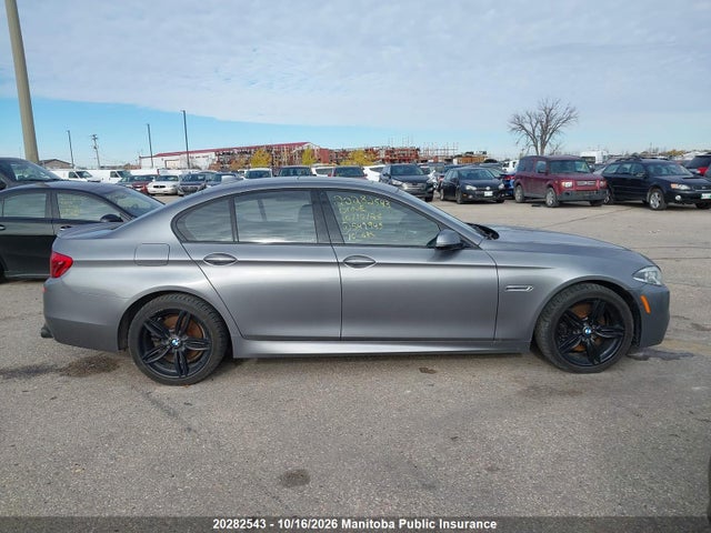 BMW 535i Xdrive 2016 WBA5B3C55GD549945 Image 13