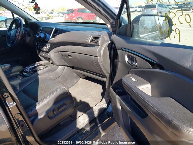 Продажа на аукционе авто 2017 Honda Pilot Touring, vin: 5FNYF6H99HB505541, номер лота: 20282561