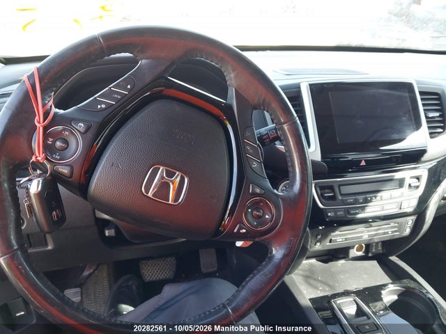 Продажа на аукционе авто 2017 Honda Pilot Touring, vin: 5FNYF6H99HB505541, номер лота: 20282561