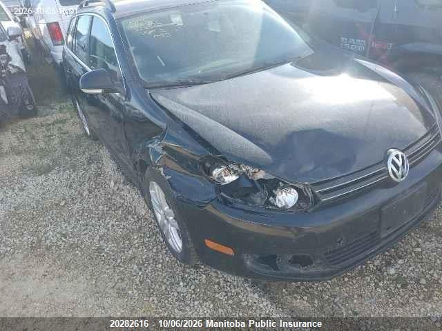 20282616 :رقم المزاد ، 3VWKL7AJ0AM662205 vin ، 2010 Volkswagen Golf 2.0 Tdi مزاد بيع