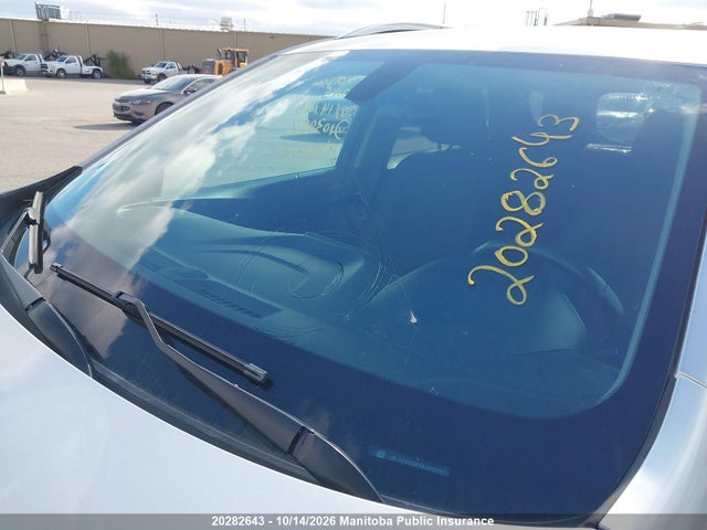2GNAXSEV8J6103957 Chevrolet EQUINOX LT