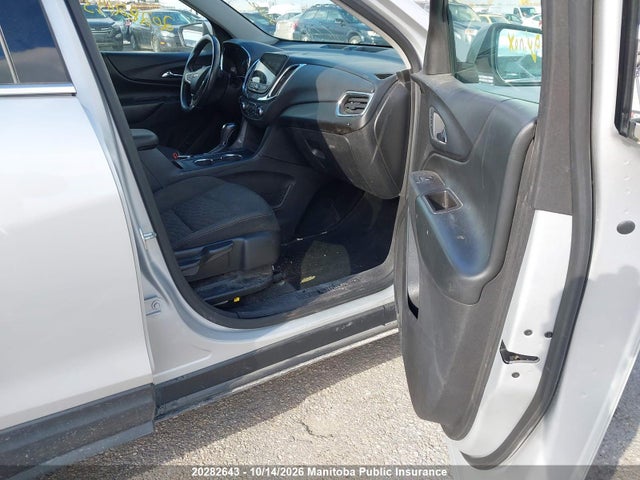 2GNAXSEV8J6103957 Chevrolet EQUINOX LT