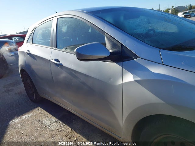 Продаж на аукціоні авто 2015 Hyundai Elantra Gt, vin: KMHD25LH0FU236090, номер лоту: 20282690