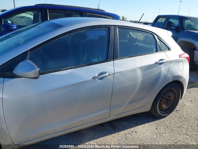 Продаж на аукціоні авто 2015 Hyundai Elantra Gt, vin: KMHD25LH0FU236090, номер лоту: 20282690