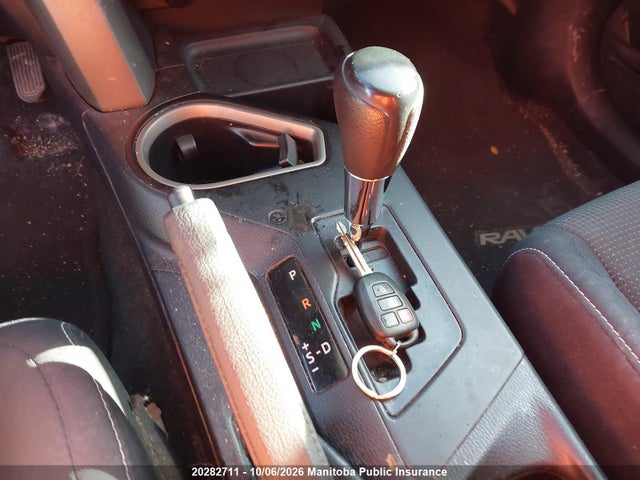 Toyota Rav4 Xle 2017 2T3RFREV9HW635045 Image 11