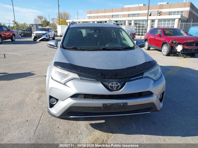 Toyota Rav4 Xle 2017 2T3RFREV9HW635045 Image 12