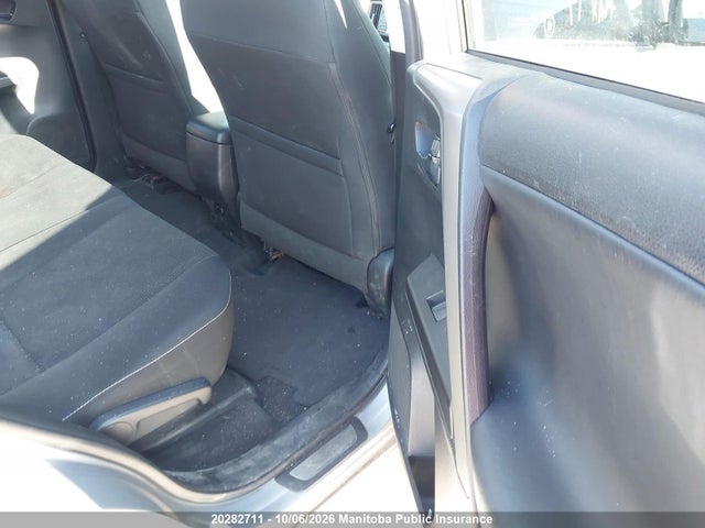 Toyota Rav4 Xle 2017 2T3RFREV9HW635045 Image 8