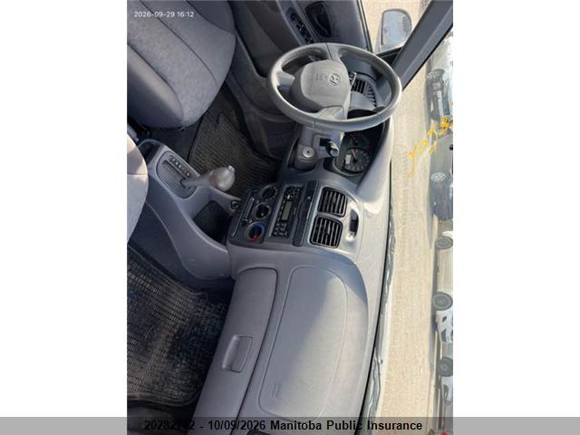 20282712 :رقم المزاد ، KMHCG45C05U655225 vin ، 2005 Hyundai Accent Gl مزاد بيع