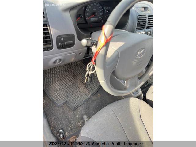 20282712 :رقم المزاد ، KMHCG45C05U655225 vin ، 2005 Hyundai Accent Gl مزاد بيع