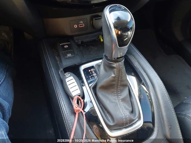 5N1AT2MV4KC821919 Nissan Rogue Sl