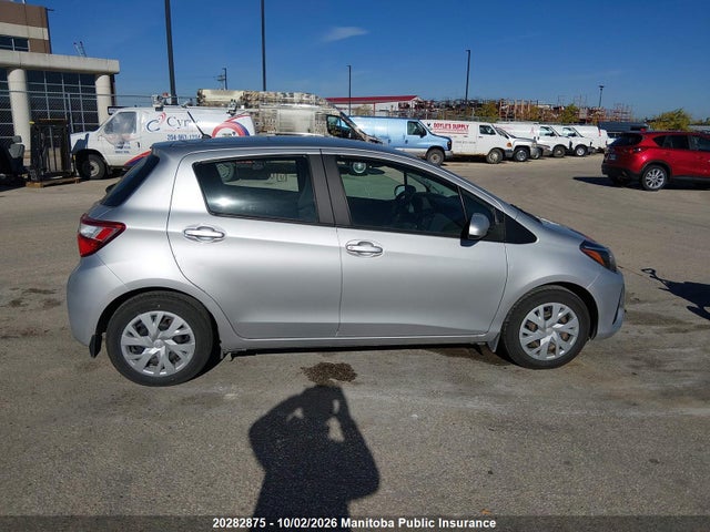 Toyota YARIS LE 2018 VNKKTUD31JA092363 Image 13