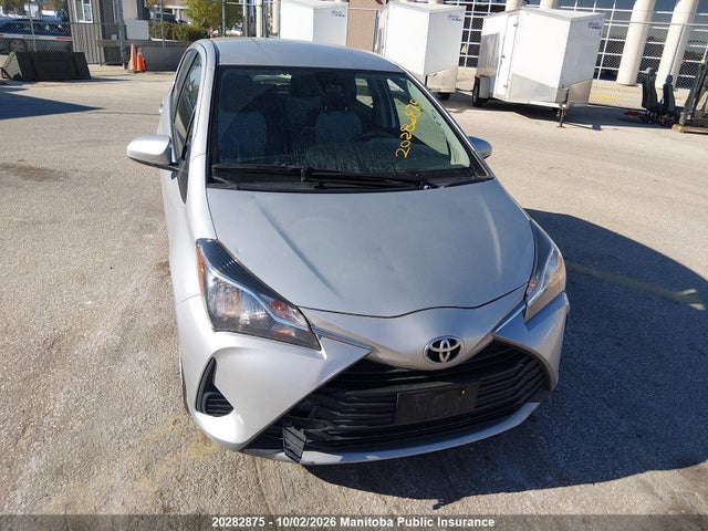 Toyota YARIS LE 2018 VNKKTUD31JA092363 Image 6