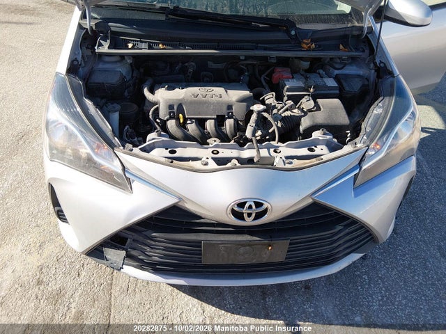 Toyota YARIS LE 2018 VNKKTUD31JA092363 Image 9