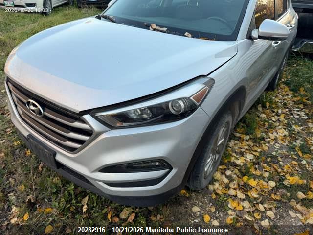 Hyundai Tucson 2017 KM8J3CA4XHU508586 Image 2
