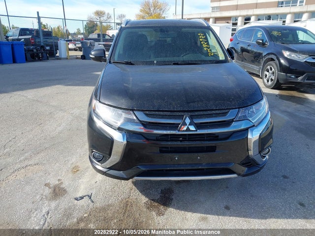 Продажа на аукционе авто 2018 Mitsubishi Outlander Se/gt, vin: JA4J24A51JZ607290, номер лота: 20282922