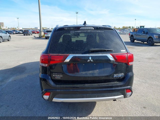 Продажа на аукционе авто 2018 Mitsubishi Outlander Se/gt, vin: JA4J24A51JZ607290, номер лота: 20282922