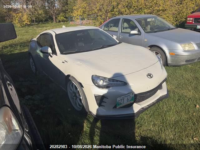 Toyota Toyota 2017 JF1ZNAA10H8708094 головне зображення