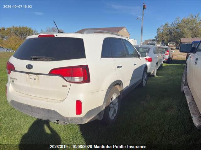 KIA SORENTO LX 2014 5XYKT3A69EG441440 Image 3